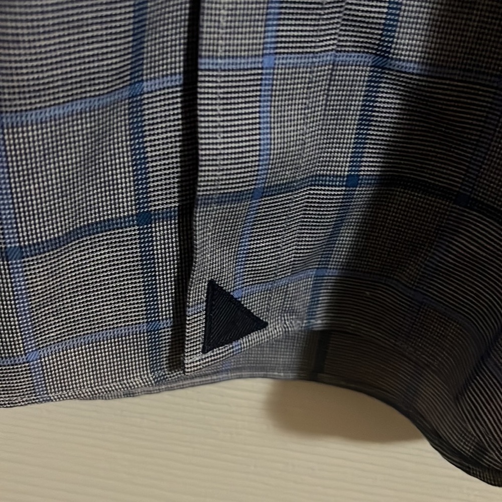 UNTICKit blue buttondown shirt - size large. - Picture 4 of 5